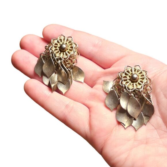 Vintage Boho Leaf Tassel Dreamcatcher Earrings - Picture 4 of 9